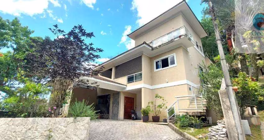 Ocean vende: Piratininga, condomínio Ubá,  casa clean,  3 Dormitórios, 3 Suítes, piscina, armários,
