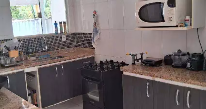 Ocean vende: Itaipuaçu, Barroco, Casa 2quartos, sendo 1 suíte + closet , armários cozinha e banheiro