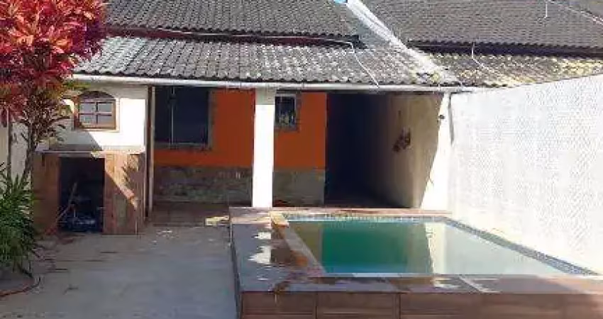 Ocean vende:  itaipuaçu, casa 2 quartos, sendo 1suíte, piscina, varanda, oportunidade!!