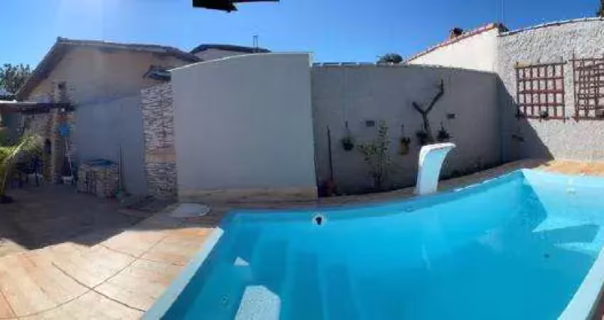 Ocean vende:  itaipuaçu, são bento da lagoa, casa 2 quartos (1suíte), área lazer, piscina.