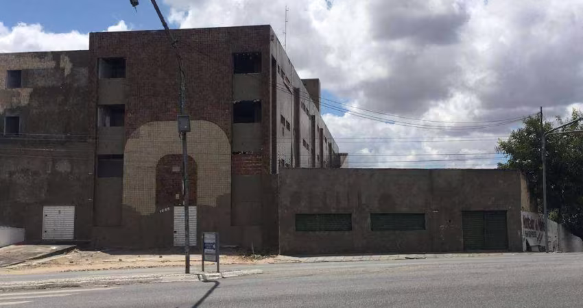 Prédio, 5630 m² - venda por R$ 13.000.000,00 ou aluguel por R$ 60.000,00/mês - São José - Campina Grande/PB