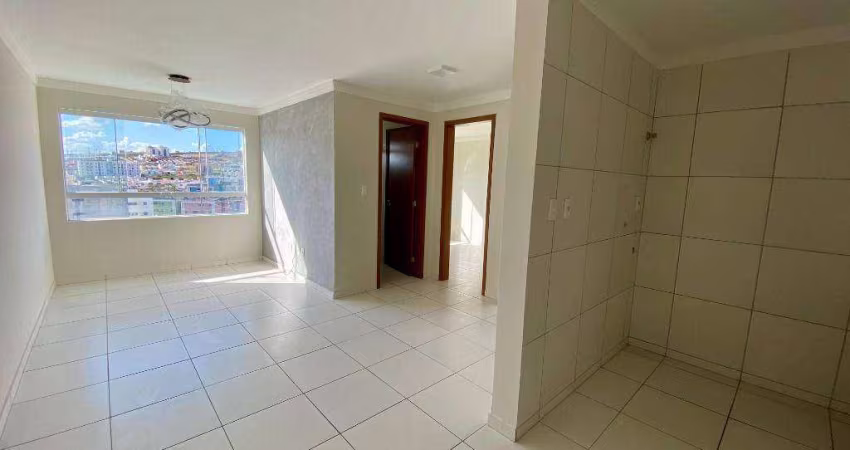 Apartamento com 2 dormitórios à venda, 47 m² por R$ 145.000,00 - Malvinas - Campina Grande/PB