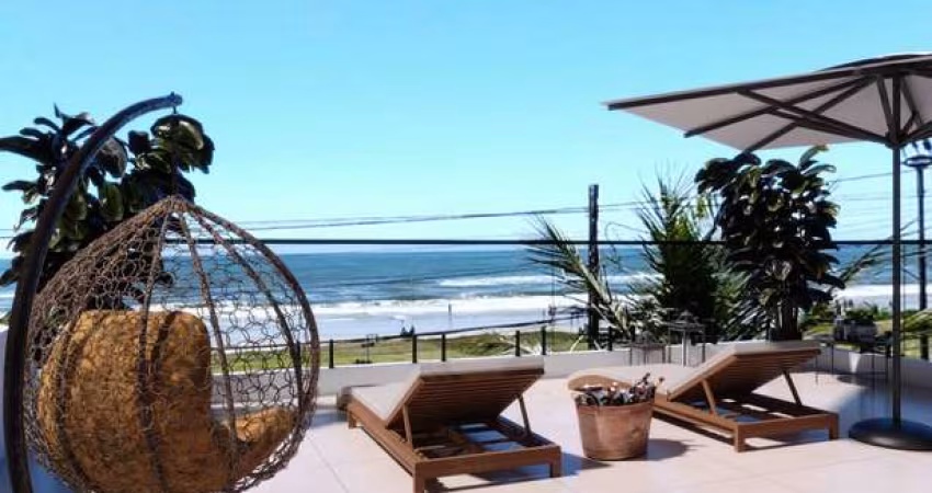 Sobrado Alto Padrão à Beira-Mar - Seu Refúgio dos Sonhos! Baln. Inajá