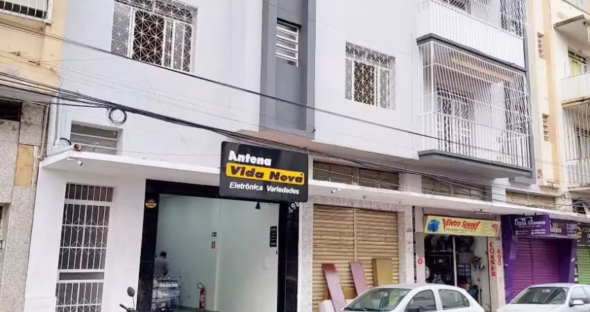 Apartamento na rua vereador euzebinho cabral - centro, governador valadares!