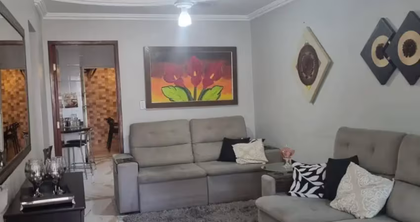 Casa à venda – localização privilegiada em governador valadares