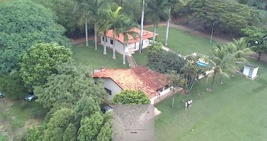 Sítio à venda em Cesário Lange-SP: 3 quartos, 1 sala, 1 banheiro, 59.000 m² de área no bairro desejado!