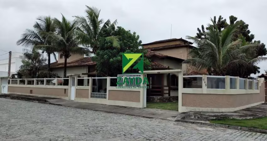 Casa de praia linear com 04 quartos, à beira mar, em barra de são joão.