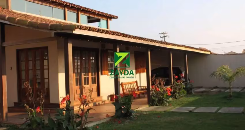 Casa à venda em casimiro de abreu-rj, peixe dourado i: 4 quartos, 1 suíte, 2 salas, 2 banheiros, 4 vagas, 260m²!