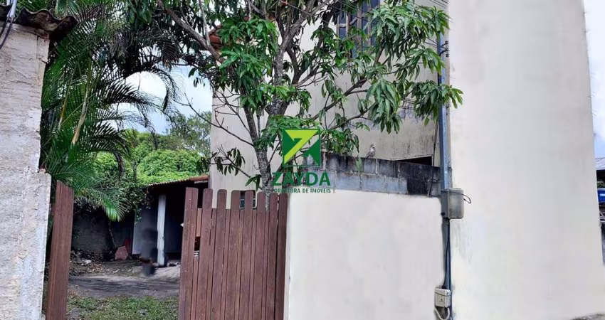 Casa à venda em Casimiro de Abreu-RJ, Jardim Miramar: 2 quartos, 1 suíte, 1 sala, 2 banheiros, 1 vaga, 130m². Aproveite!