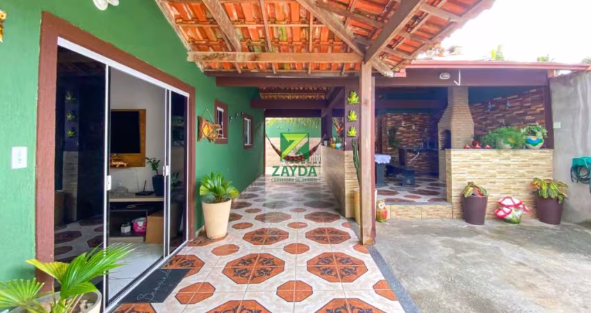 Casa à venda com 03 quartos em Rio das Ostras-RJ no Jardim Mariléa. Confira!