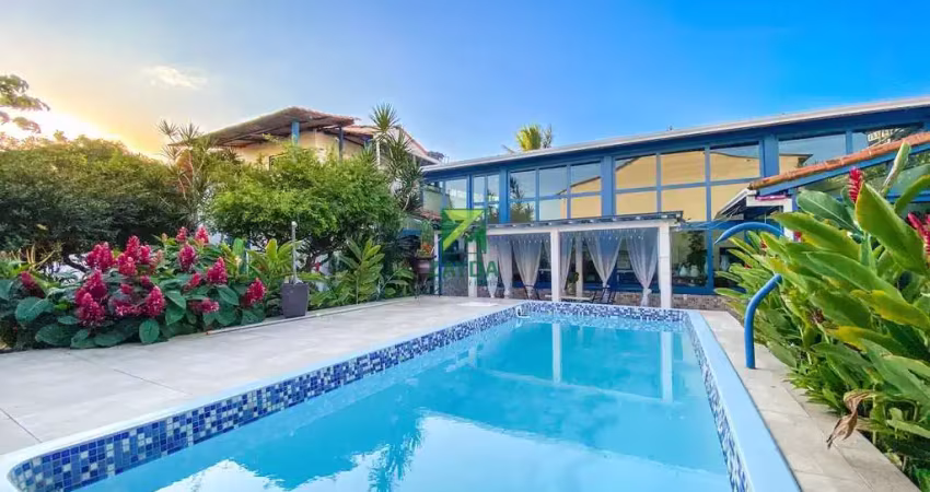 Casa à venda em casimiro de abreu-rj, jardim prata - barra de são joão: 5 quartos, 4 suítes, 2 salas, 8 banheiros, 3 vagas, 380m².