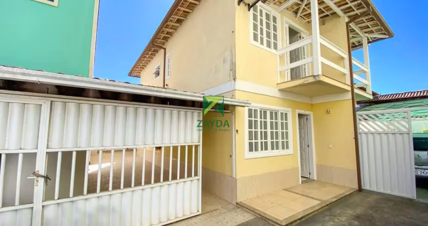 Casa duplex com 02 quartos, no bairro jardim campomar em rio das ostras.