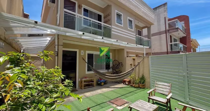 Casa à venda em rio das ostras-rj, 2 quartos, 2 suítes, sala, 3 banheiros, vaga de garagem, 1,00 m² na cidade beira mar.