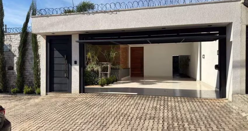 Casa à venda 3 Quartos, sendo 1 suíte no Setor Ana Rosa - Trindade/GO