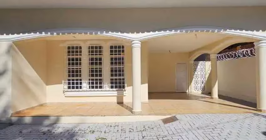 Excelente casa avenida areiao, setor pedro ludovico