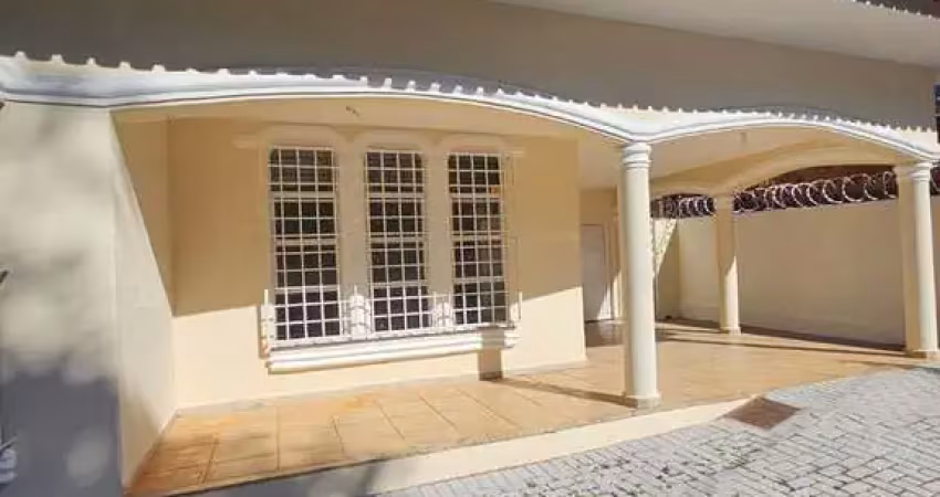 Excelente casa avenida areiao, setor pedro ludovico