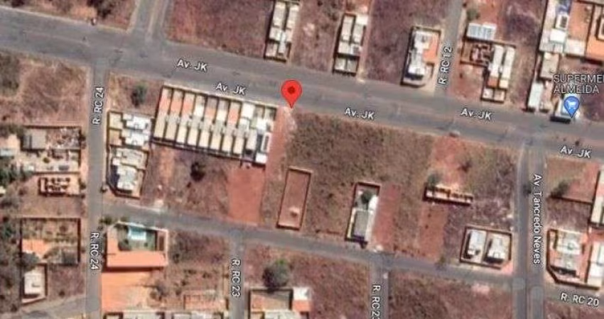 LOTE 360,00 M² AV. JK NO LOTEAMENTO RECANTO DAS CALDAS.