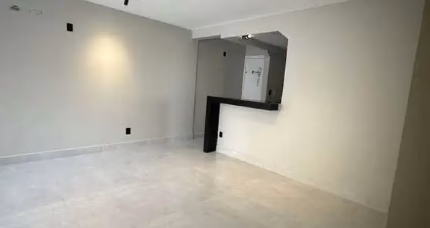 Apartamento muito bem localizado, 3 quartos sendo 1 suíte com closet de 106 m²