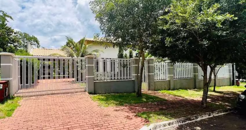 Casa em condomínio  4 quartos, 2 suíte, 4 banheiros