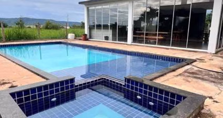 Sítio à venda de 270,00m² no  Condomínio de Sítios Talismã - Guapó - GO.