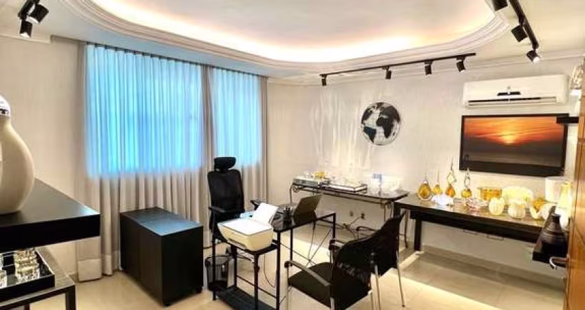 Casa à Venda com 3 quartos sendo 1 suíte de 278,00 m² no Jardim Planalto.