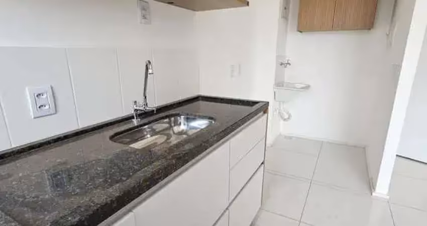 Apartamento 2 quartos com armário, parque amazônia.