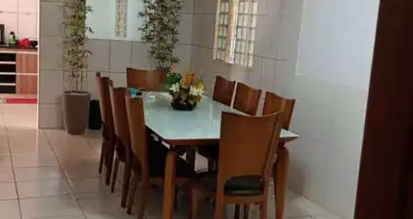 Casa 3 quartos sendo 1 suíte, 200m² no itapoã 2 - aparecida de goiânia