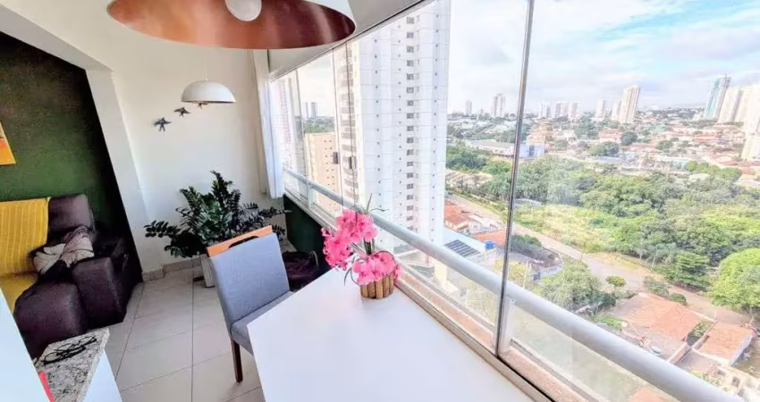 Apartamento 2 quartos sendo 1 suíte e com 2 vagas de garagem.