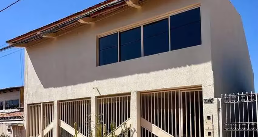 Sobrado de 4 quartos, sendo 2 suítes no itatiaia - goiânia - go