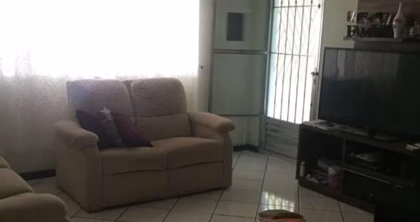 Casa a venda na Fazenda da Juta por apenas R$ 420.000,00