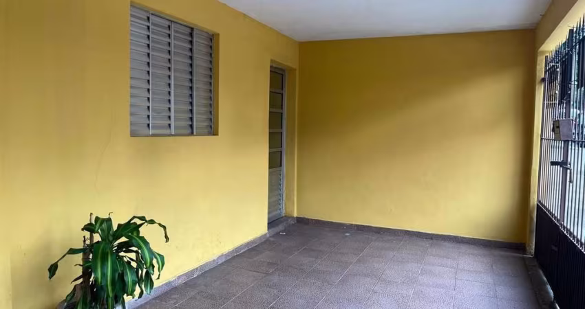 Aluguel de Casa em São Paulo-SP: Casa com 2 Quartos, 1 Suite, 2 Salas, 2 Banheiros e 1 Vaga na Garagem no Conjunto Habitacional Marechal Mascarenhas de Morais - 100m².