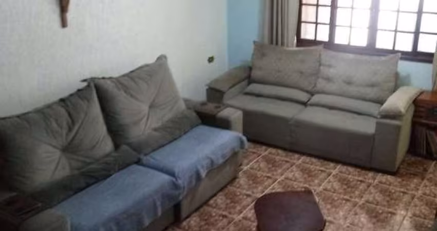 Casa à venda em São Paulo-SP, Jardim Santa Adélia: 3 quartos, 1 suíte, 2 salas, 3 banheiros, 2 vagas e 150m²!
