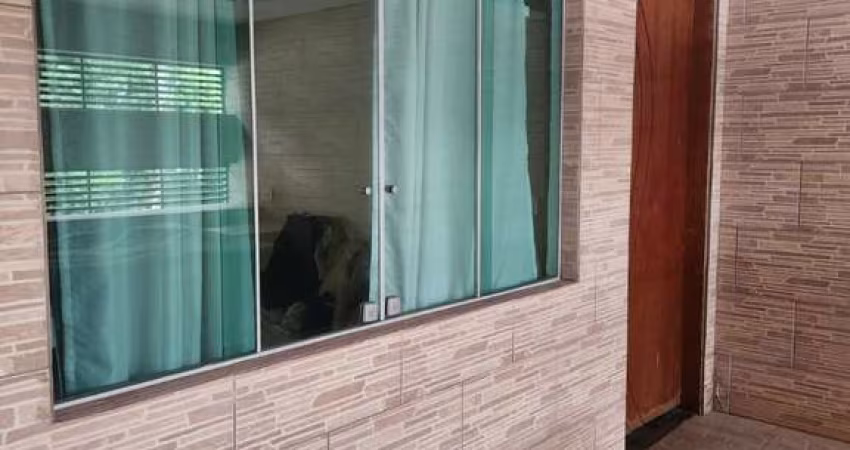 Imperdível! Casa à venda em São Paulo-SP, Conjunto Habitacional Marechal Mascarenhas de Morais: 4 quartos, 1 suíte, 3 salas, 3 banheiros, 2 vagas, 177m².