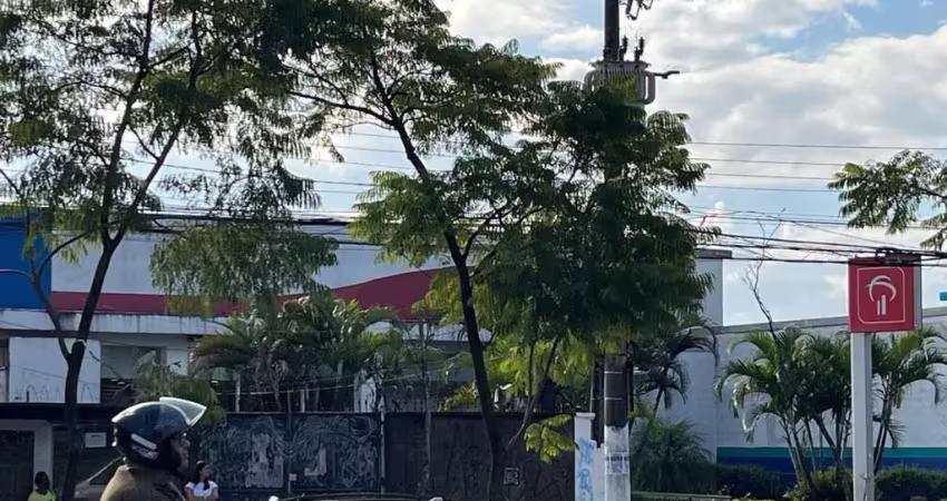 Galpão comercial para locação em são paulo-sp, bairro fazenda da juta: 3 banheiros, 30 vagas de garagem, 650m² de área.