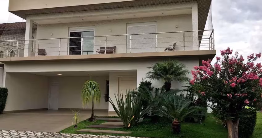 Sobrado com 4 Suítes, Residencial Imperial, Taubaté/SP