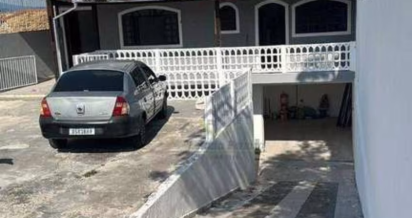 Casa com 3 quartos à venda, 236 m² por R$ 850.000 - Cidade Edson - Suzano/SP