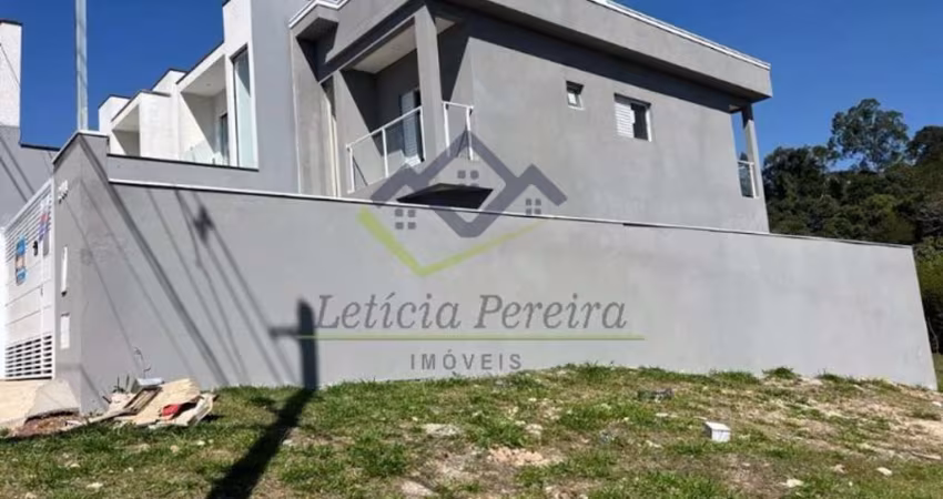 Casa com 3 dormitórios à venda, 137 m² por R$ 910.000,00 - Chácara Jaguari (Fazendinha) - Santana de Parnaíba/SP