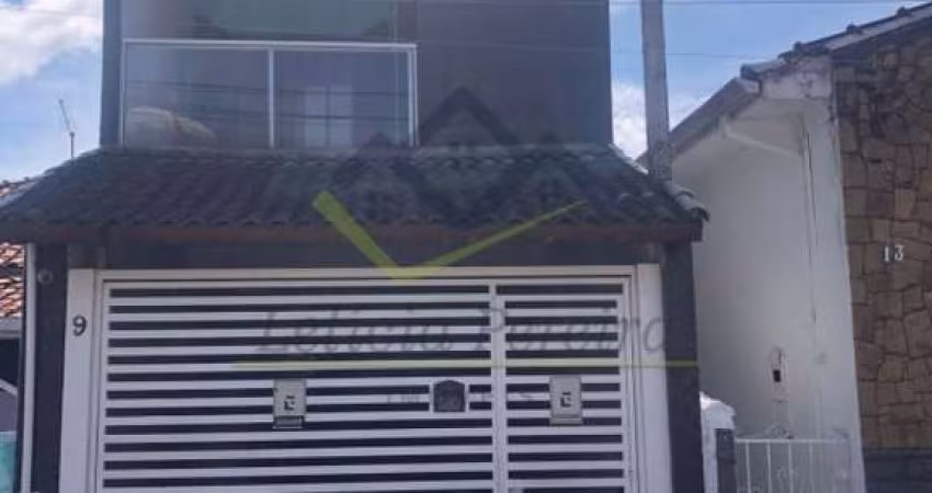 Sobrado com 3 dormitórios à venda, 210 m² por R$ 550.000,00 - Centro - Mogi das Cruzes/SP