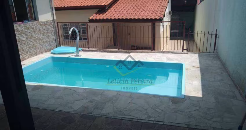 Casa com 3 dormitórios à venda, 204 m² por R$ 850.000,00 - Jardim Carlos Cooper - Suzano/SP