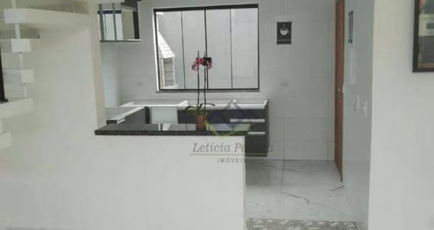 Sobrado com 2 dormitórios à venda, 68 m² por R$ 380.000,00 - Vila Figueira - Suzano/SP