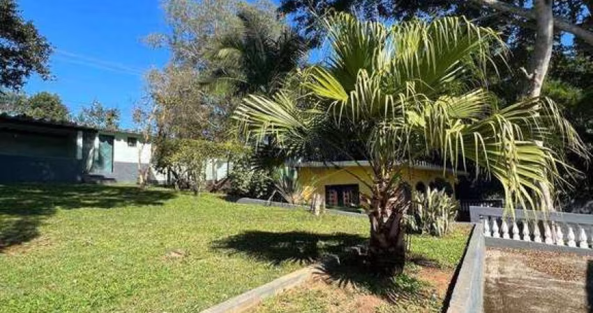 Chácara com 13 dormitórios à venda, 3000 m² por R$ 1.500.000 - Ipelândia - Suzano/SP