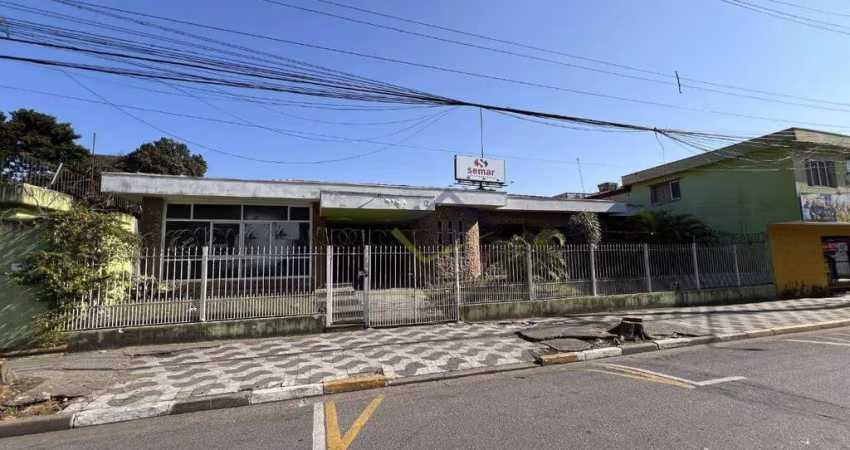 Casa com 3 dormitórios para alugar, 400 m² por R$ 16.128,00/mês - Centro - Suzano/SP