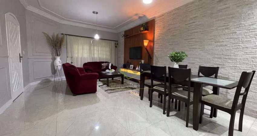 Sobrado com 3 dormitórios à venda, 210 m² por R$ 742.000,00 - Cidade Edson - Suzano/SP