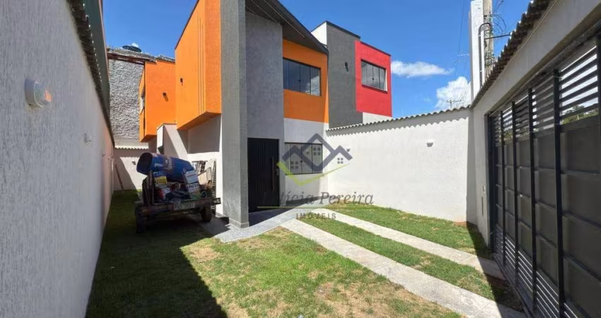 Sobrado com 2 dormitórios à venda, 100 m² por R$ 530.000 - Jardim São Bernardino - Suzano/SP