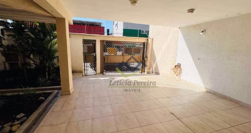 Sobrado com 2 dormitórios, 321 m² - venda por R$ 990.000 ou aluguel por R$ 5.700/mês - Centro - Suzano/SP