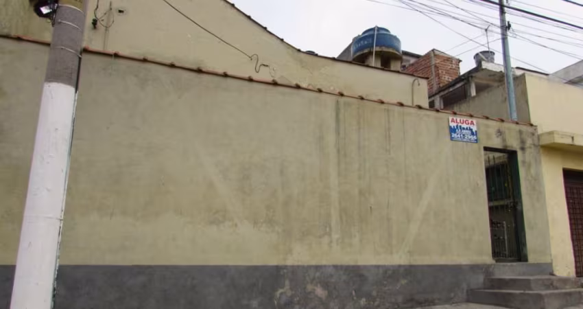 CASA PARA ALUGAR NO CANGAIBA COM 01 DORMITORIO