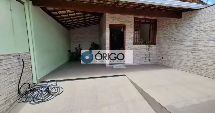 Casa geminada individual - 2 quartos - 2 vagas - excelente localização