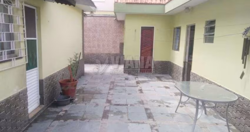Casa Térrea e Sótão à Venda com 5 Dormitórios no Jardim São Caetano em São Caetano do Sul