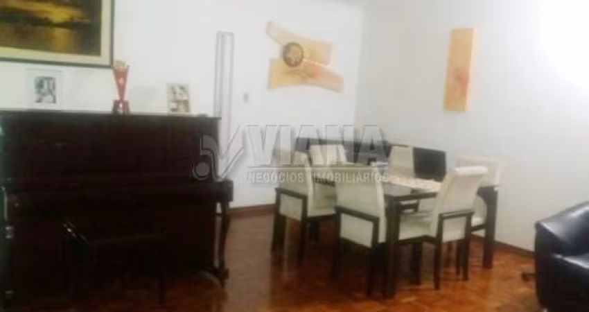Casa com 5 Quartos á Venda na Vila Curuçá em Santo André.