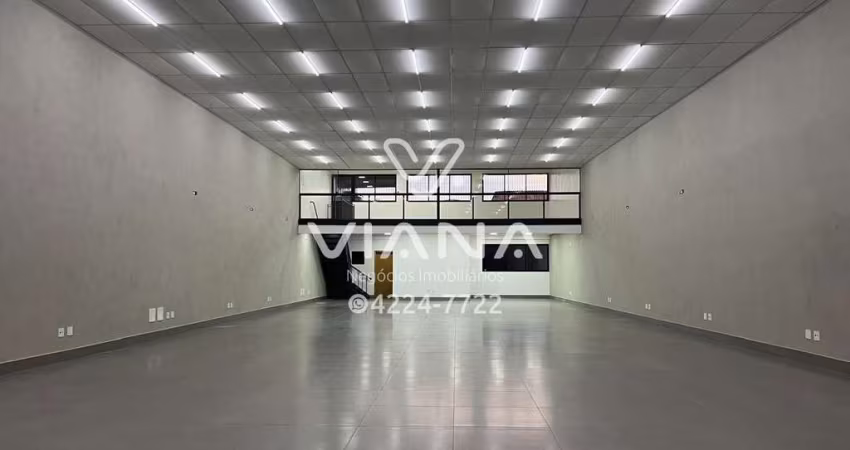 Loja Comercial À Venda e para Alugar no Bairro Centro em São Caetano do Sul.